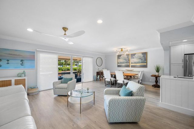 743 NE 12th Terrace 2, Boynton Beach, FL 33435