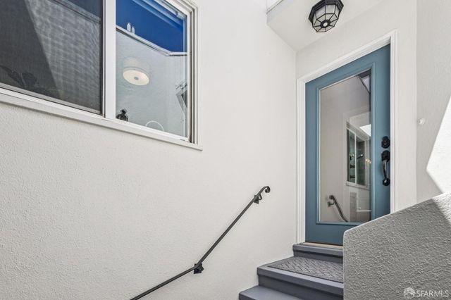 1479 Newcomb Avenue, San Francisco, CA 94124