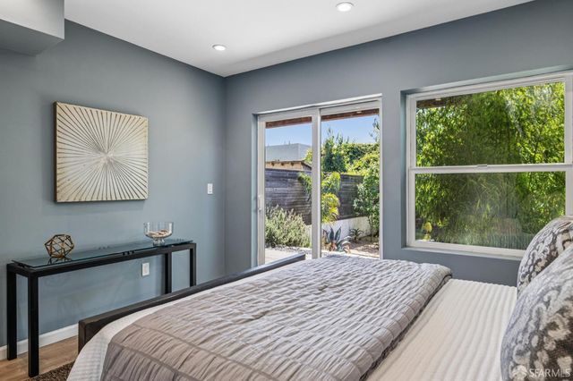 1479 Newcomb Avenue, San Francisco, CA 94124