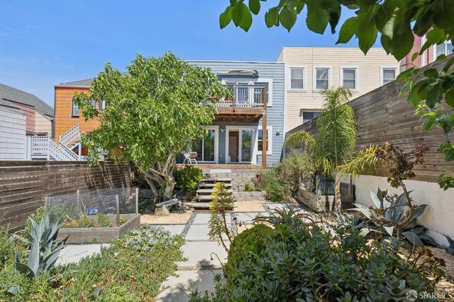 1479 Newcomb Avenue, San Francisco, CA 94124