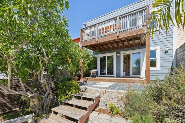 1479 Newcomb Avenue, San Francisco, CA 94124