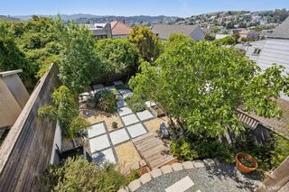1479 Newcomb Avenue, San Francisco, CA 94124