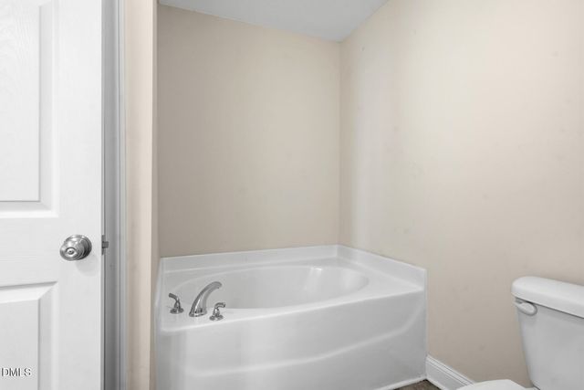 1351 Echo Lake Lane, Rocky Mount, NC 27803