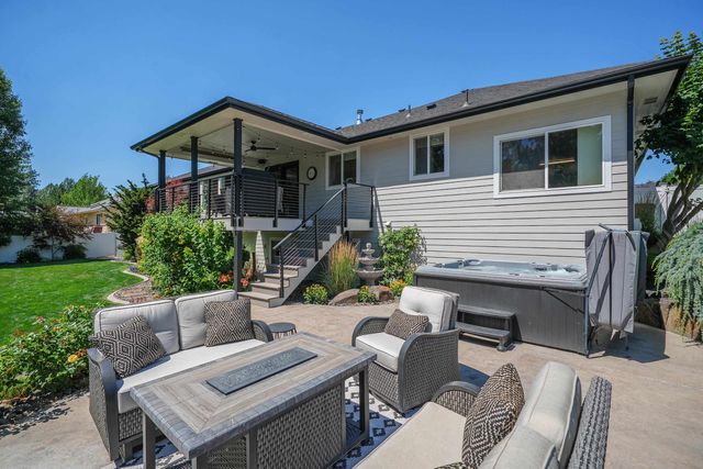 2405 W Stratton Ave, Spokane, WA 99208