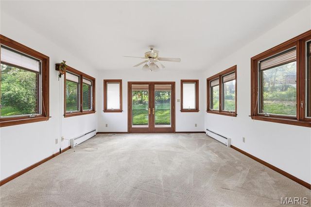 3503 Wintergreen Lane, St Louis, MO 63125