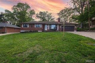 3503 Wintergreen Lane, St Louis, MO 63125