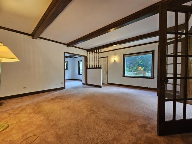 117 S West, Hillsdale, MI 49242