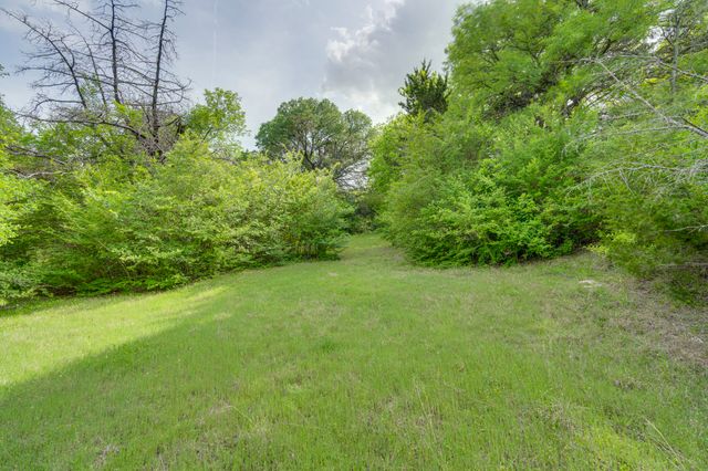 810 Truman Circle, Lancaster, TX 75146