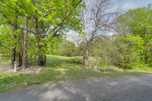 810 Truman Circle, Lancaster, TX 75146