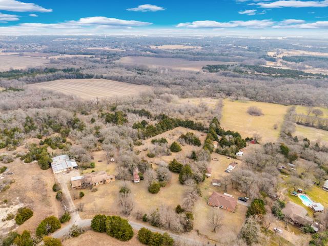 810 Truman Circle, Lancaster, TX 75146