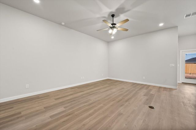 6009 Wausau Avenue, Lubbock, TX 79407