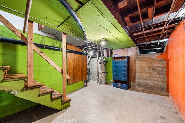 2314 Oakmont Avenue, Santa Ana, CA 92706