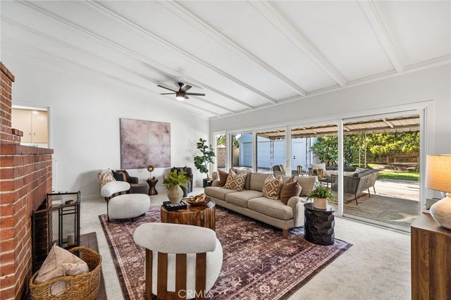 2314 Oakmont Avenue, Santa Ana, CA 92706