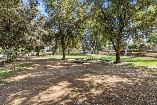 2314 Oakmont Avenue, Santa Ana, CA 92706