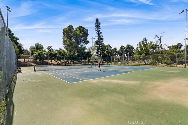 2314 Oakmont Avenue, Santa Ana, CA 92706