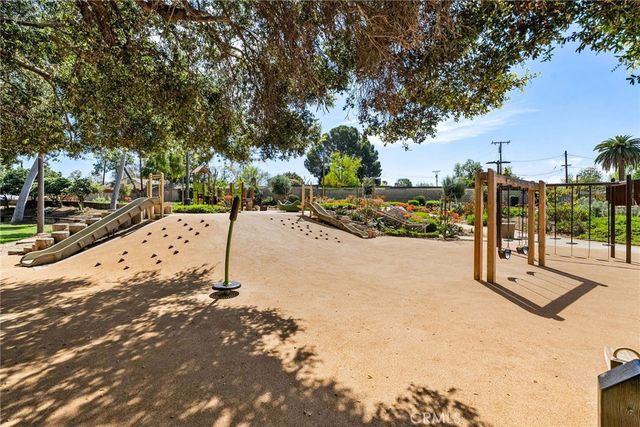 2314 Oakmont Avenue, Santa Ana, CA 92706