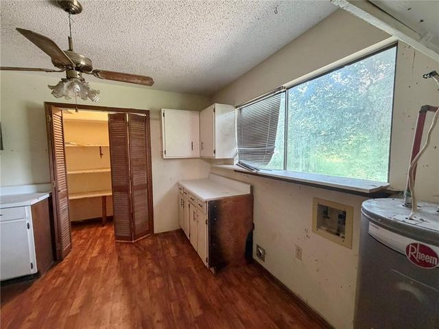 9910 I-10 Service Road, Theodore, AL 36582