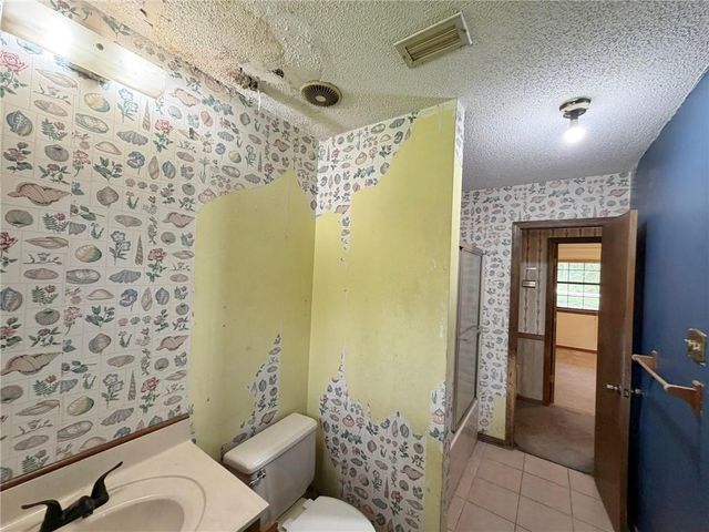 9910 I-10 Service Road, Theodore, AL 36582