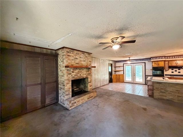 9910 I-10 Service Road, Theodore, AL 36582