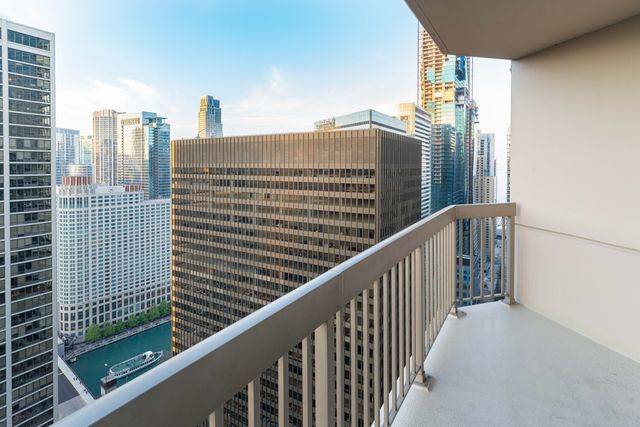 222 N COLUMBUS Drive 3607, Chicago, IL 60601