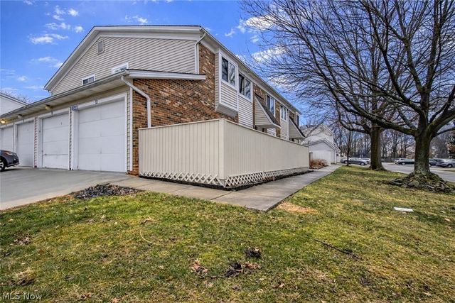 5548 Ivy Court C, Willoughby, OH 44094