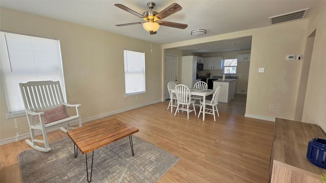 805 Adkins Street, Bowie, TX 76230