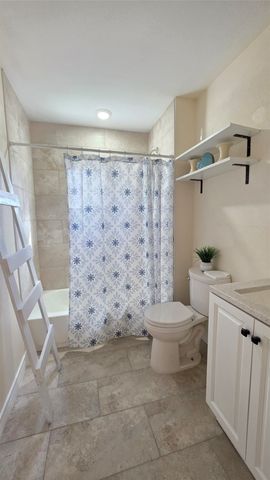 805 Adkins Street, Bowie, TX 76230