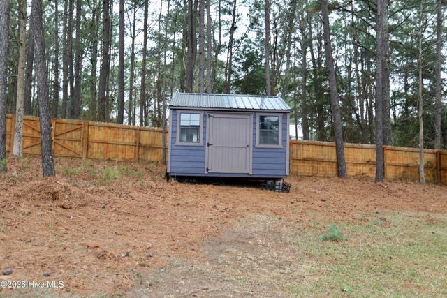 125 Dicks Hill Road, Carthage, NC 28327