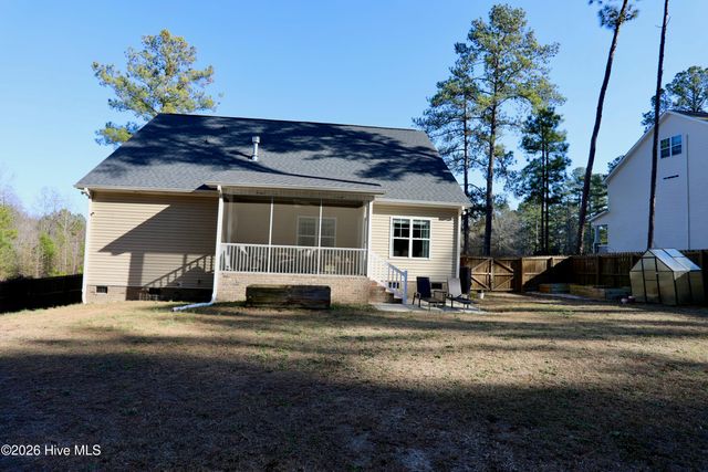 125 Dicks Hill Road, Carthage, NC 28327