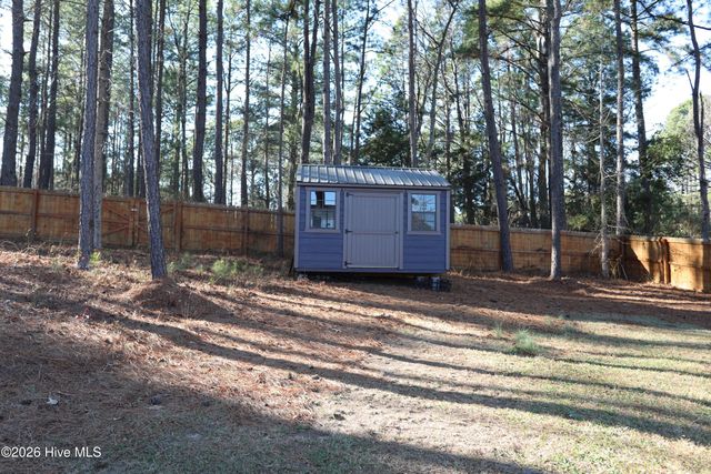 125 Dicks Hill Road, Carthage, NC 28327