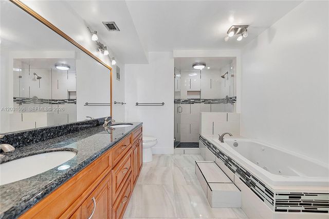398 Fern Dr 10-6, Weston, FL 33326