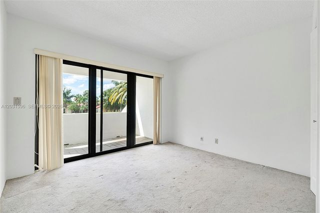 398 Fern Dr 10-6, Weston, FL 33326