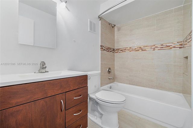 398 Fern Dr 10-6, Weston, FL 33326
