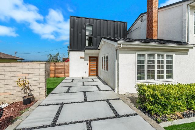 5830 Desert View Dr, La Jolla, CA 92037