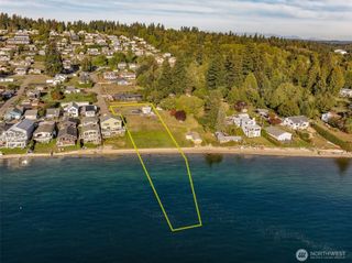 8095 E Daniels Loop, Port Orchard, WA 98366
