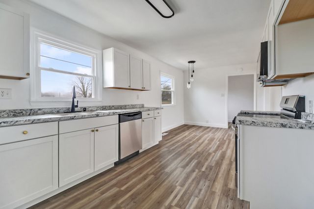 106 Dearman St, Smithville, TN 37166