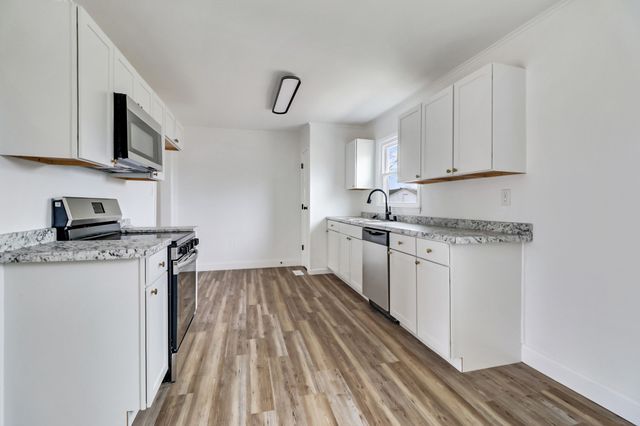 106 Dearman St, Smithville, TN 37166