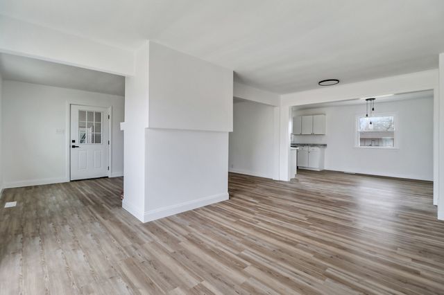 106 Dearman St, Smithville, TN 37166