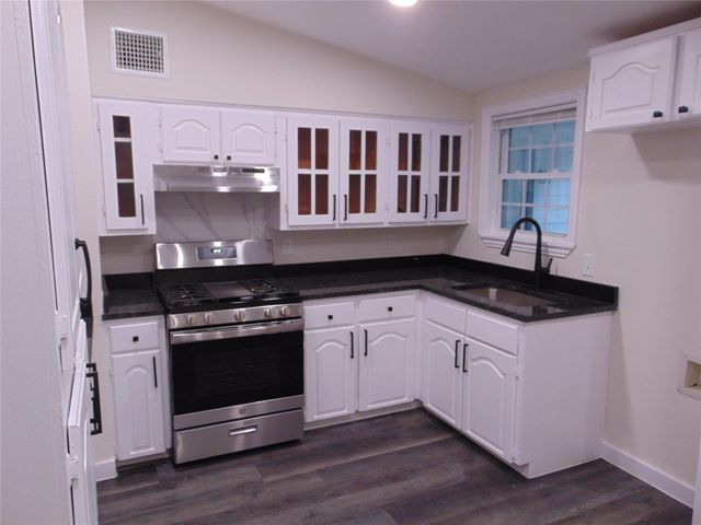 202 Wallace Drive, Garland, TX 75041