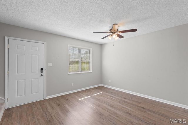 8825 Wrenwood Lane, Brentwood, MO 63144