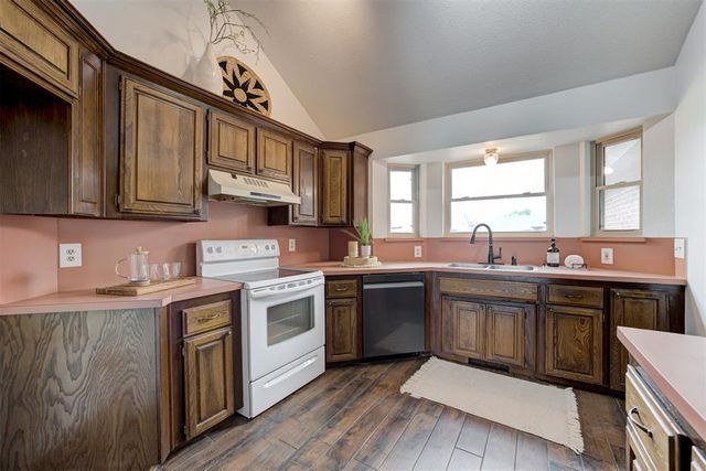 8416 Breezewood Drive, Oklahoma City, OK 73135