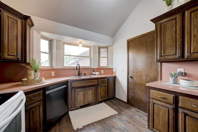 8416 Breezewood Drive, Oklahoma City, OK 73135