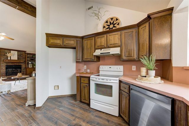 8416 Breezewood Drive, Oklahoma City, OK 73135