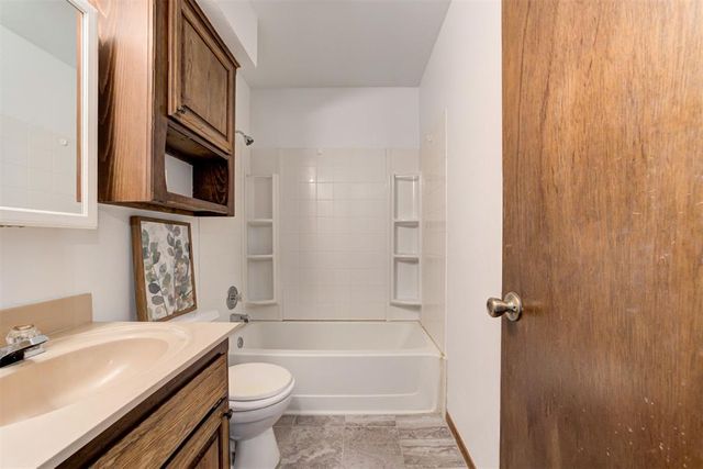 8416 Breezewood Drive, Oklahoma City, OK 73135