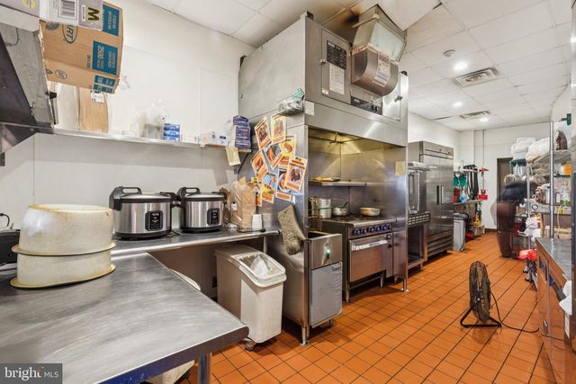 2557 AMBER ST, Philadelphia, PA 19125