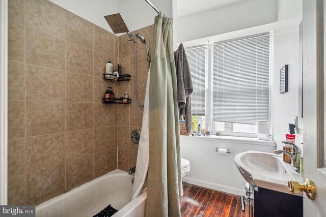 2557 AMBER ST, Philadelphia, PA 19125