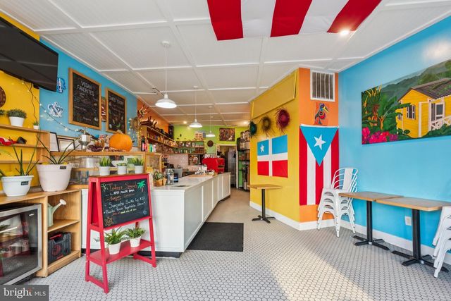 2557 AMBER ST, Philadelphia, PA 19125