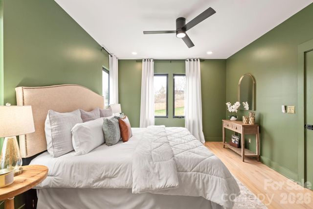 1933 St Paul Street, Charlotte, NC 28216