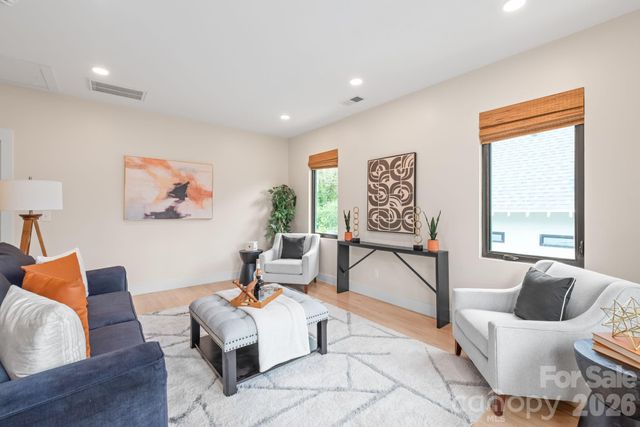 1933 St Paul Street, Charlotte, NC 28216