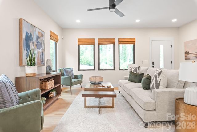 1933 St Paul Street, Charlotte, NC 28216